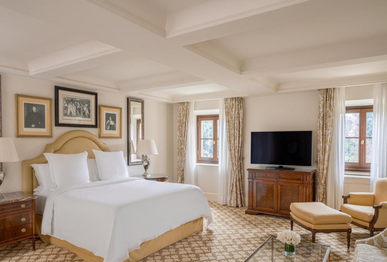 Parlour Suite