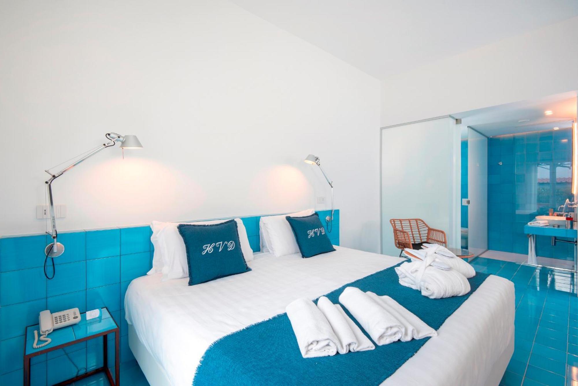 Junior Suite,1566908225:JPEG