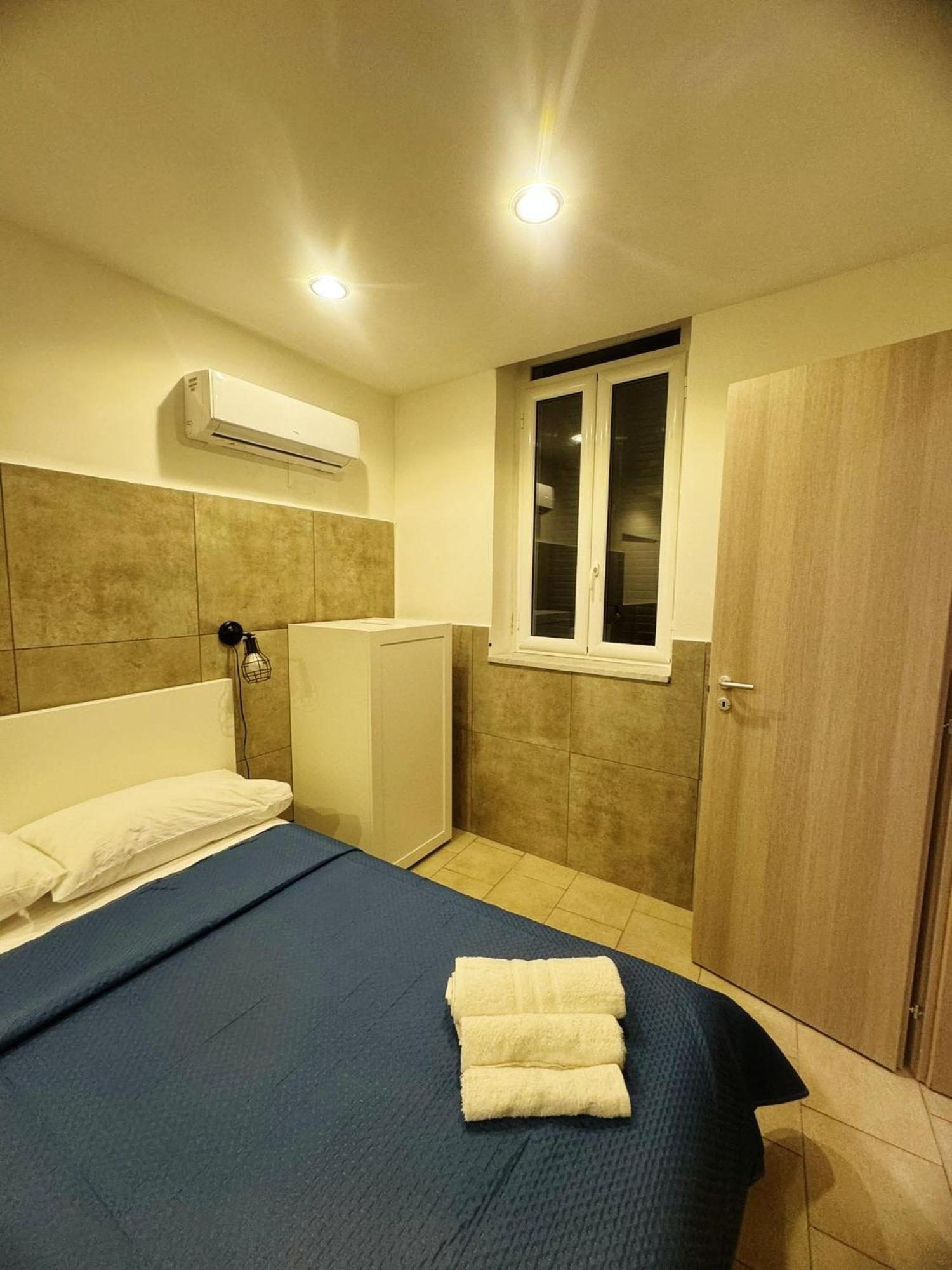 Appartamento con 2 Camere da Letto, Balcone e Terrazza