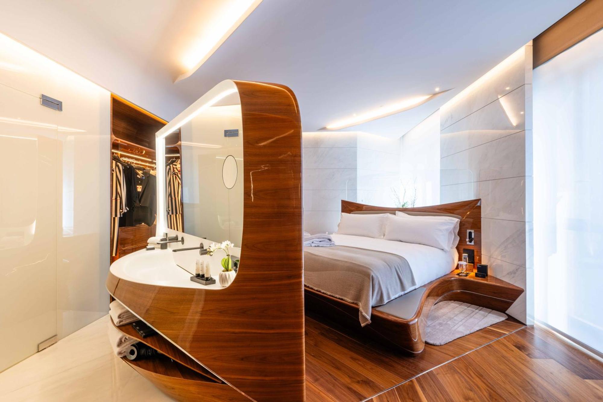 Deluxe Double Room,1632176630:JPEG