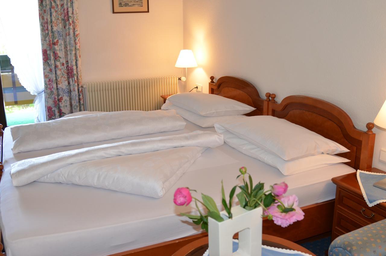 Double Room,1351145467:JPEG