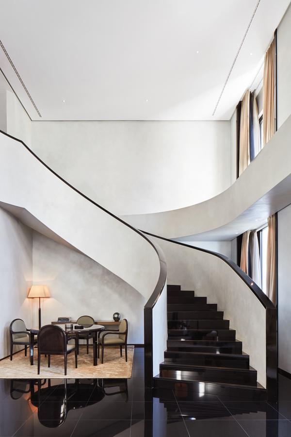 Armani Signature Suite Cinema,642506865:JPEG