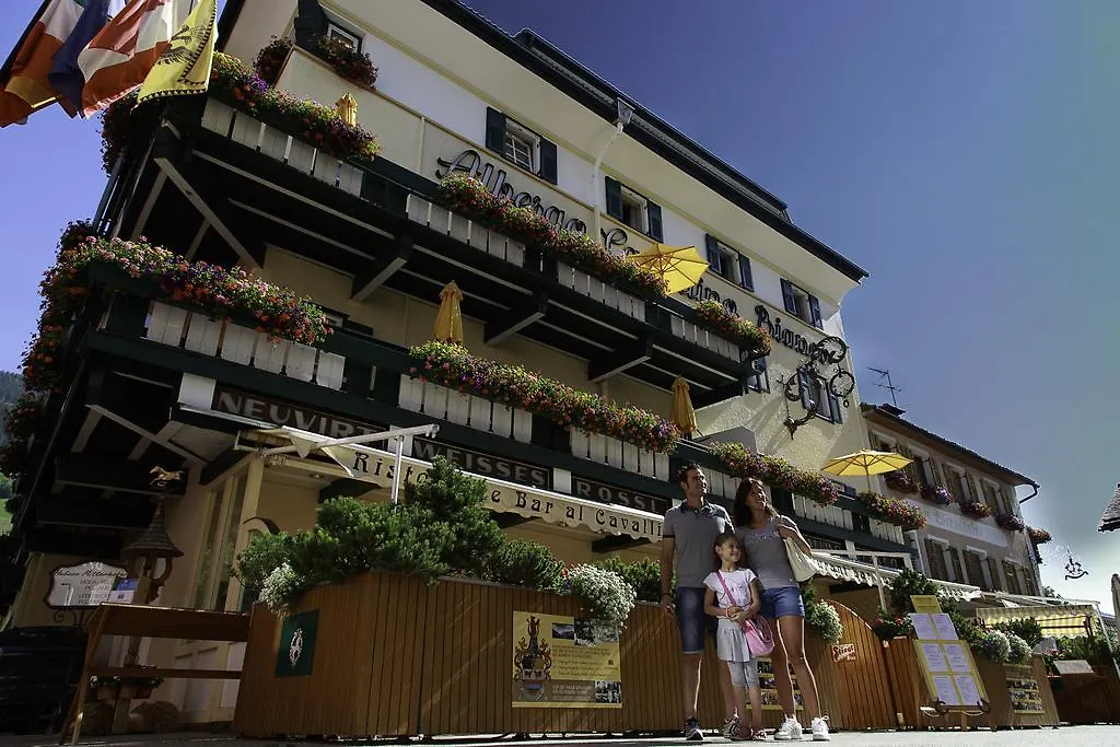 Hotel Cavallino Bianco - Weisses Roessl-1