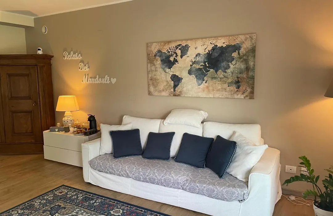 Relais Dei Mandorli-1