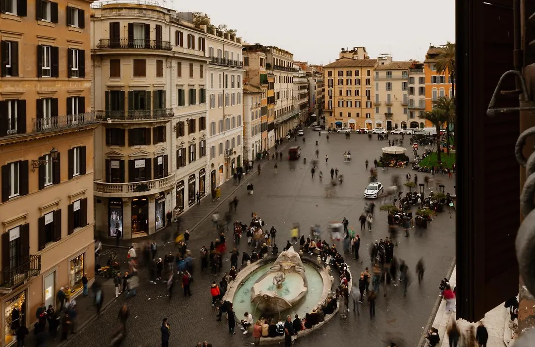 Piazza di Spagna 9-1
