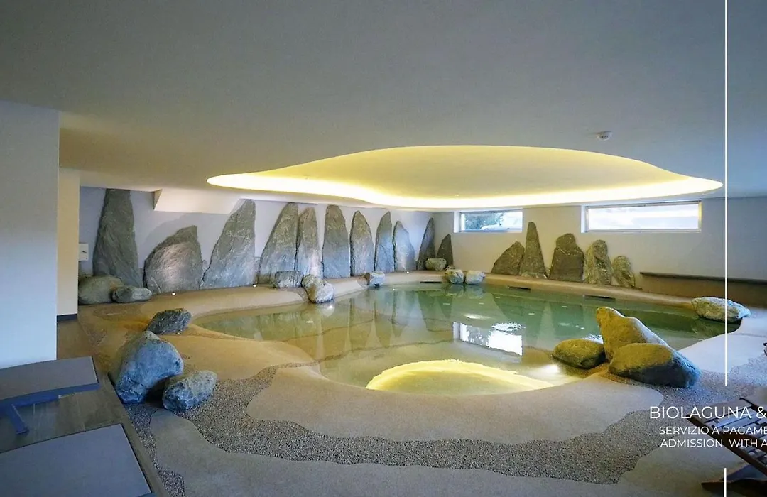 Alexander Charme Hotel-1