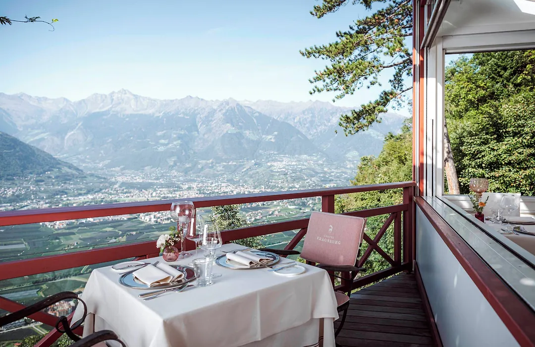 Relais & Chateaux Hotel Castel Fragsburg-1