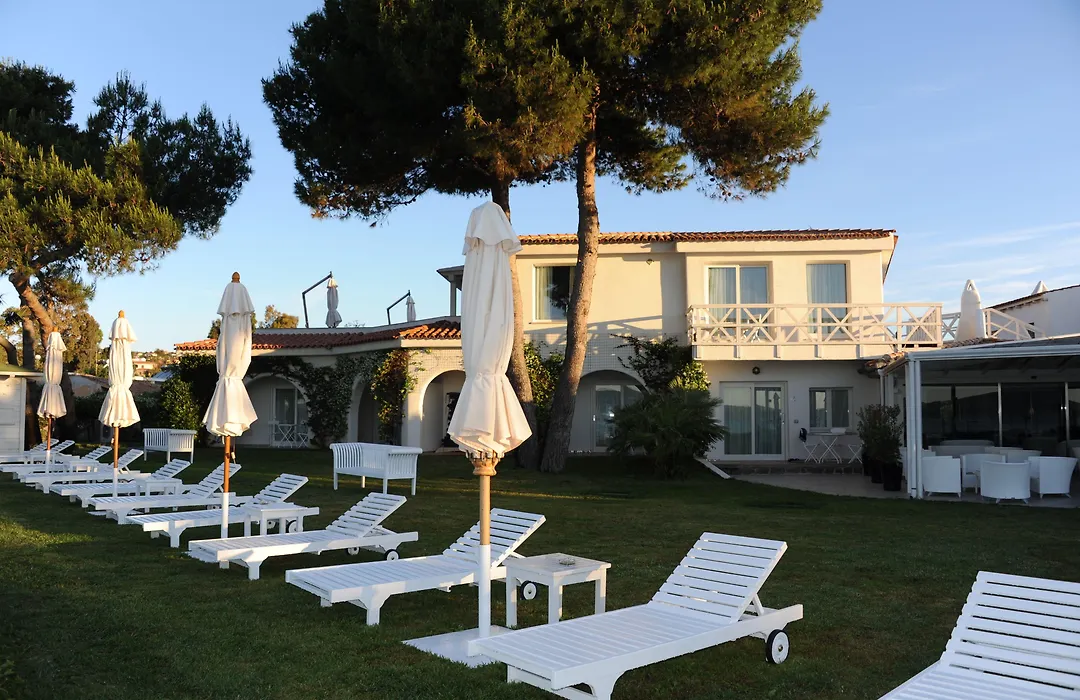 The Pelican Beach Resort & Spa - Adults Only-1