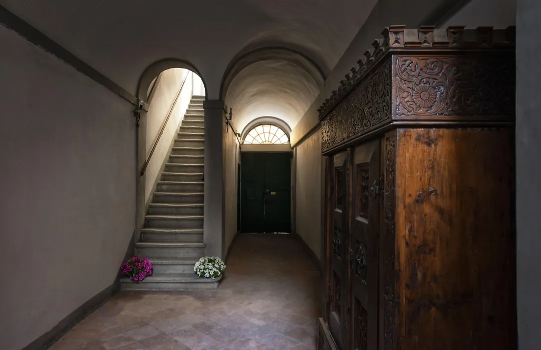 Canova Rooms In Spanish Steps-1