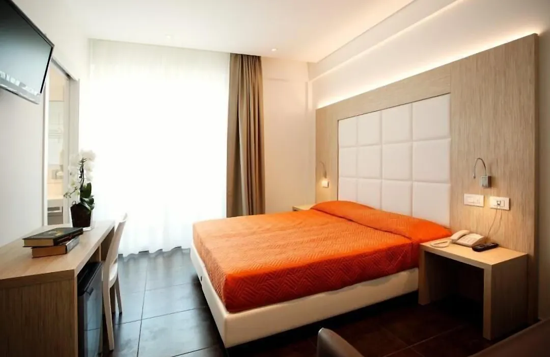 Hotel Fantasy-1