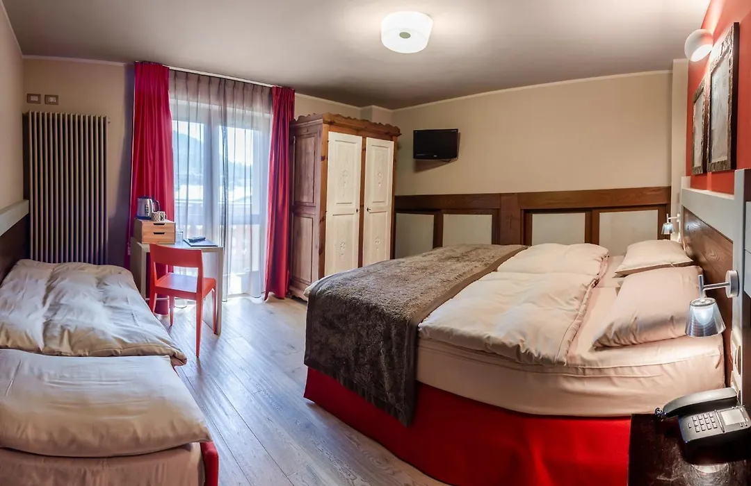 Hotel Lyskamm-1