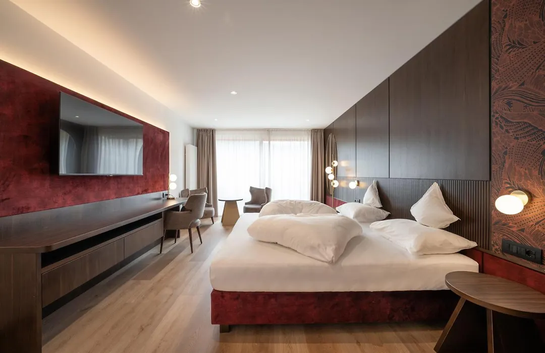 Dominik Alpine City Wellness Hotel Brixen - Adults Only-1