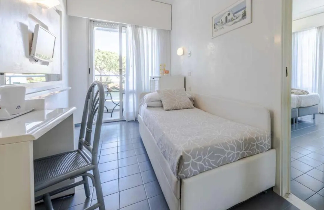 Hotel Diamond-1