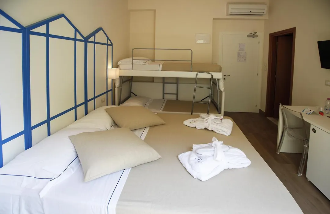 Mini Hotel-1