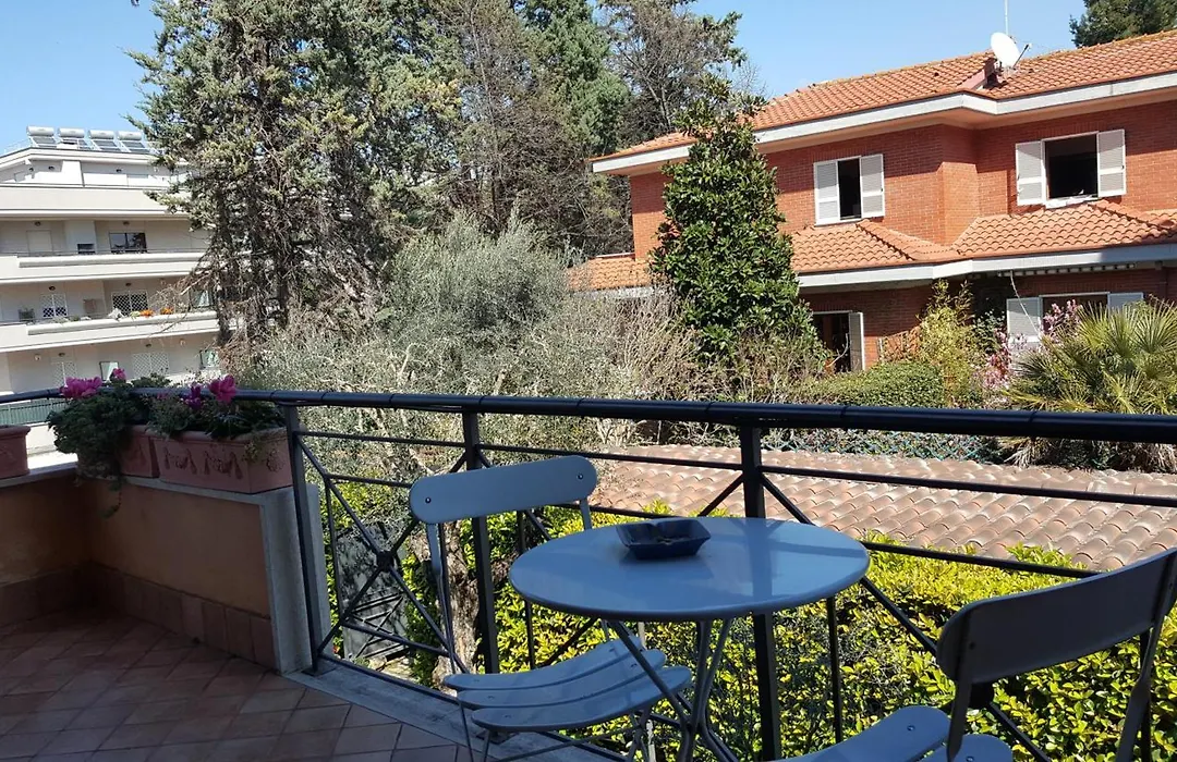 Aurelia Garden Gold B&B-1
