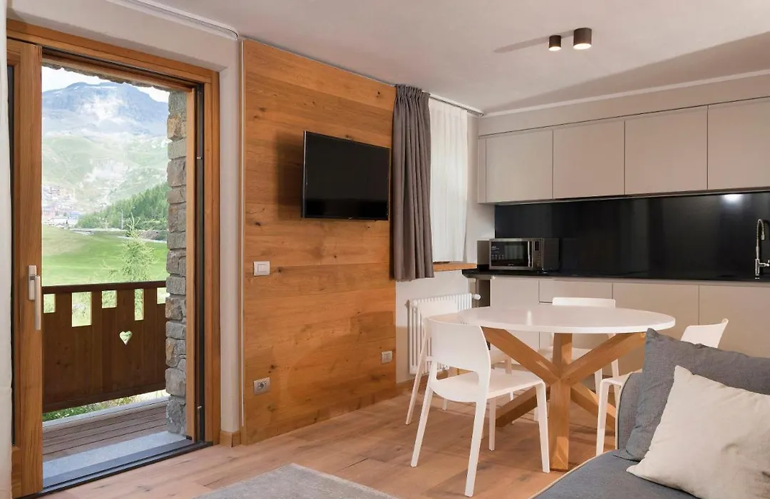 3 Chalets Aparthotel-1