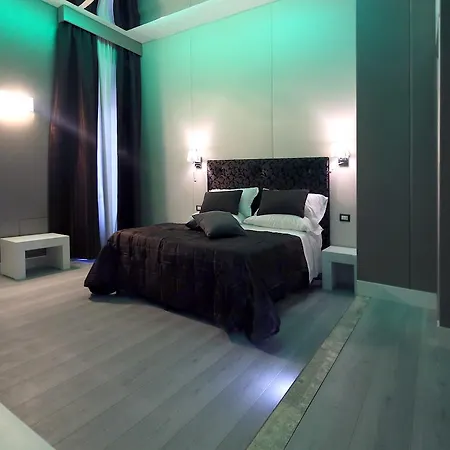 Piccolo di Piazza di Spagna Suites-2