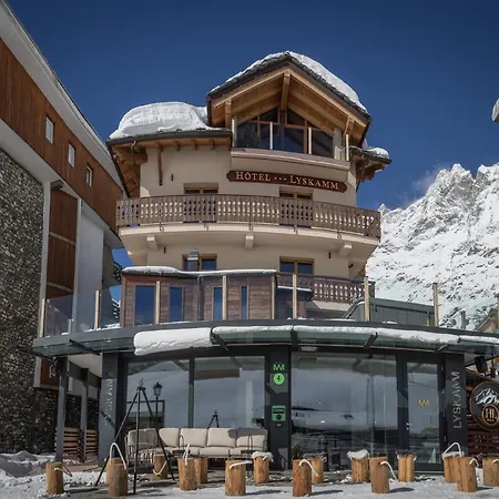 Hotel Lyskamm-2