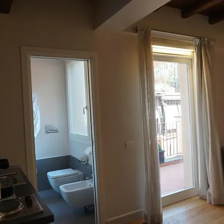 Trevi Palace Luxury Inn-3