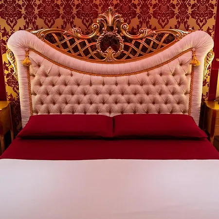 Erossuite Guesthouse-2
