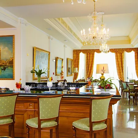 Hotel La Residence & Idrokinesis - Thermal Rehab-2