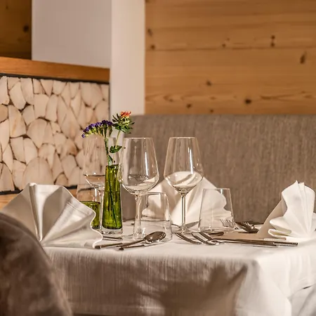 Nature Hotel Delta-3
