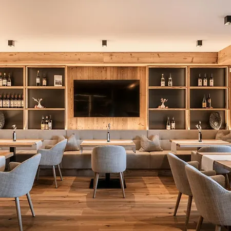 Hotel Niblea Dolomites-2