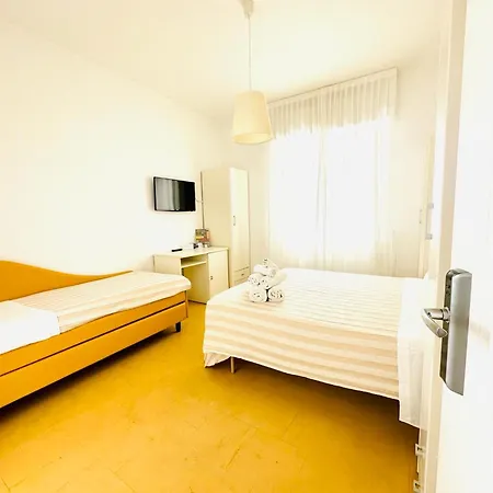 Hotel Solitude-2