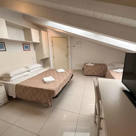 Hotel Leoni-2