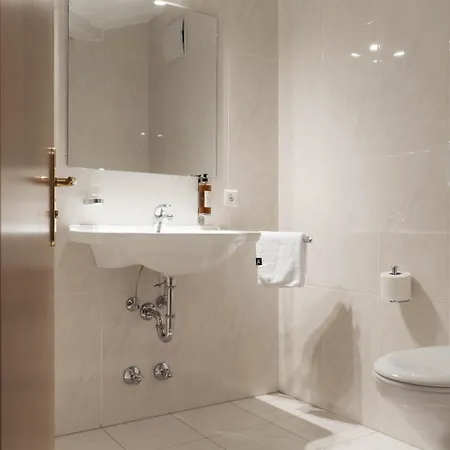 Anett Hotel-2