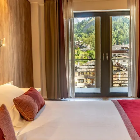 Th Courmayeur-2