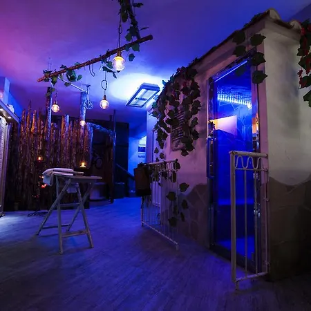 Mancini Shabby House-2