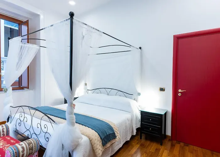 Dimora del Fico - Appartamento elegante e spazioso Napoli