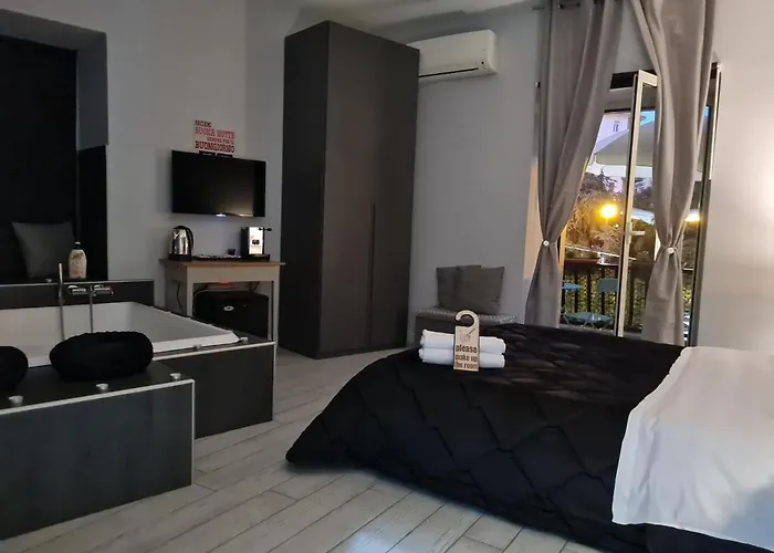 Hotel con SpaEsposito Plaza- Rooms&Suite