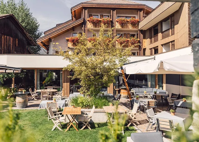 Hotel Restaurant Langgenhof Brunico