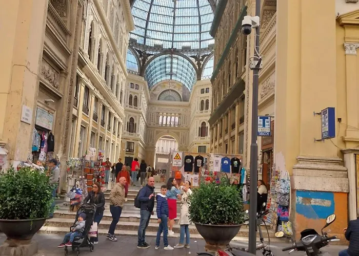 Quartieri Spagnoli Rooms Napoli
