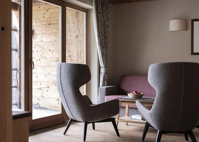 Post Alpina - Family Mountain Chalets San Candido