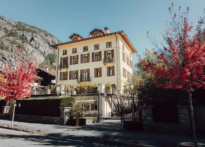 Villa Novecento Romantic Hotel - Estella Hotels Italia Courmayeur