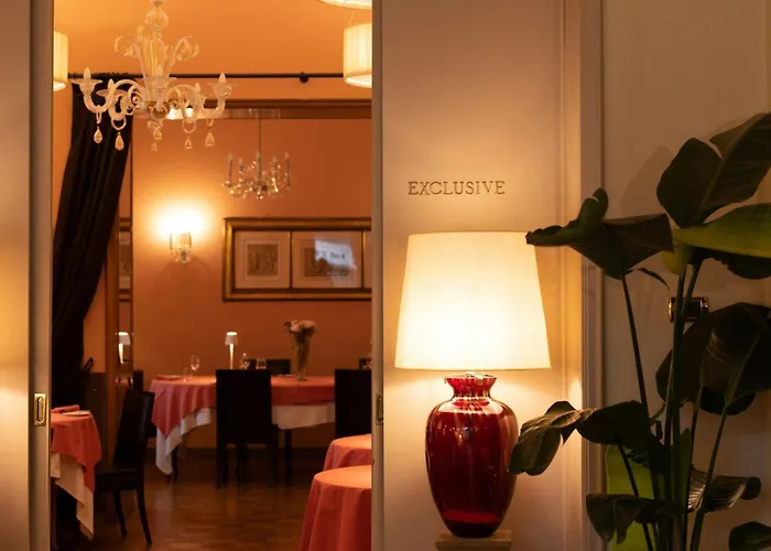 Sina Villa Medici, Autograph Collection Firenze