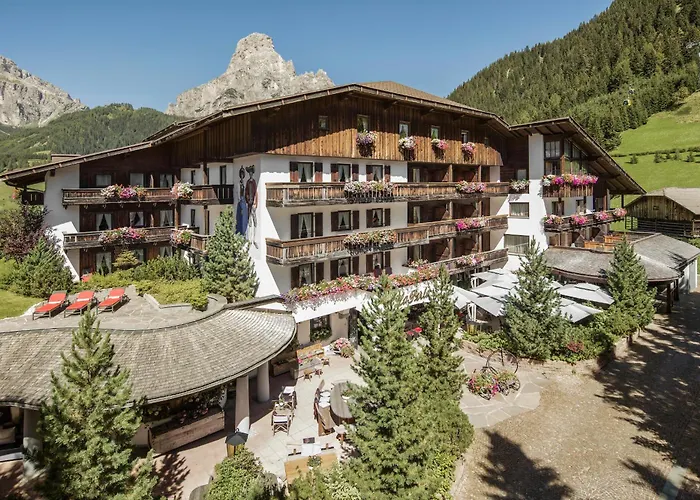 Hotel La Perla: The Leading Hotels Of The World Corvara In Badia