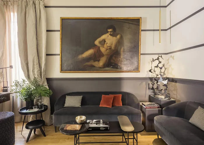 Crossing Condotti Roma