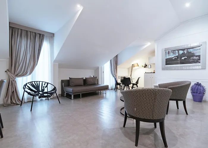 Montenapoleone Suites