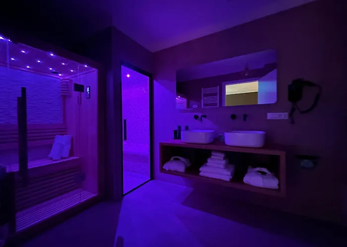 4 Star Suite Spa - Self Check-In Bologna