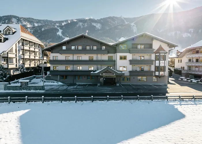 Hotel Tannenhof Brunico